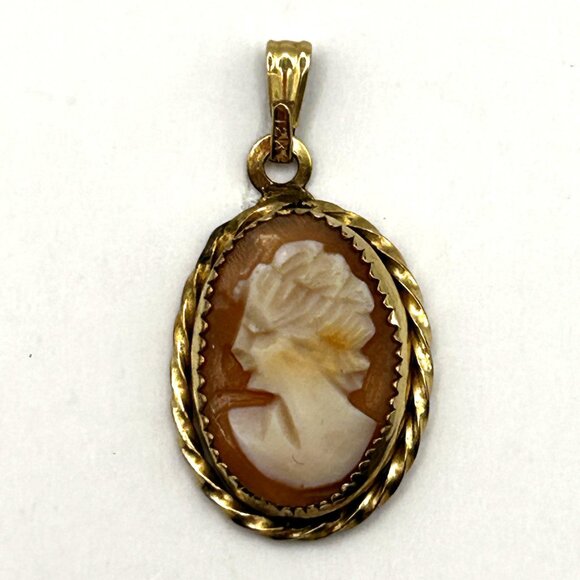 Vintage 1/20 12K GF Left Facing Cameo Pendant Oval Shell Gold Filled Rope Frame - Picture 11 of 13
